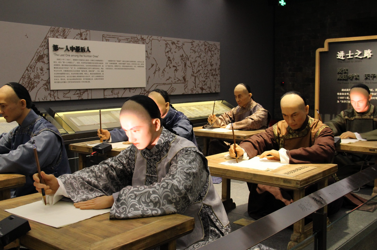 最奇葩的一次科举考试,惊动了朱元璋,录取结果却是相反的