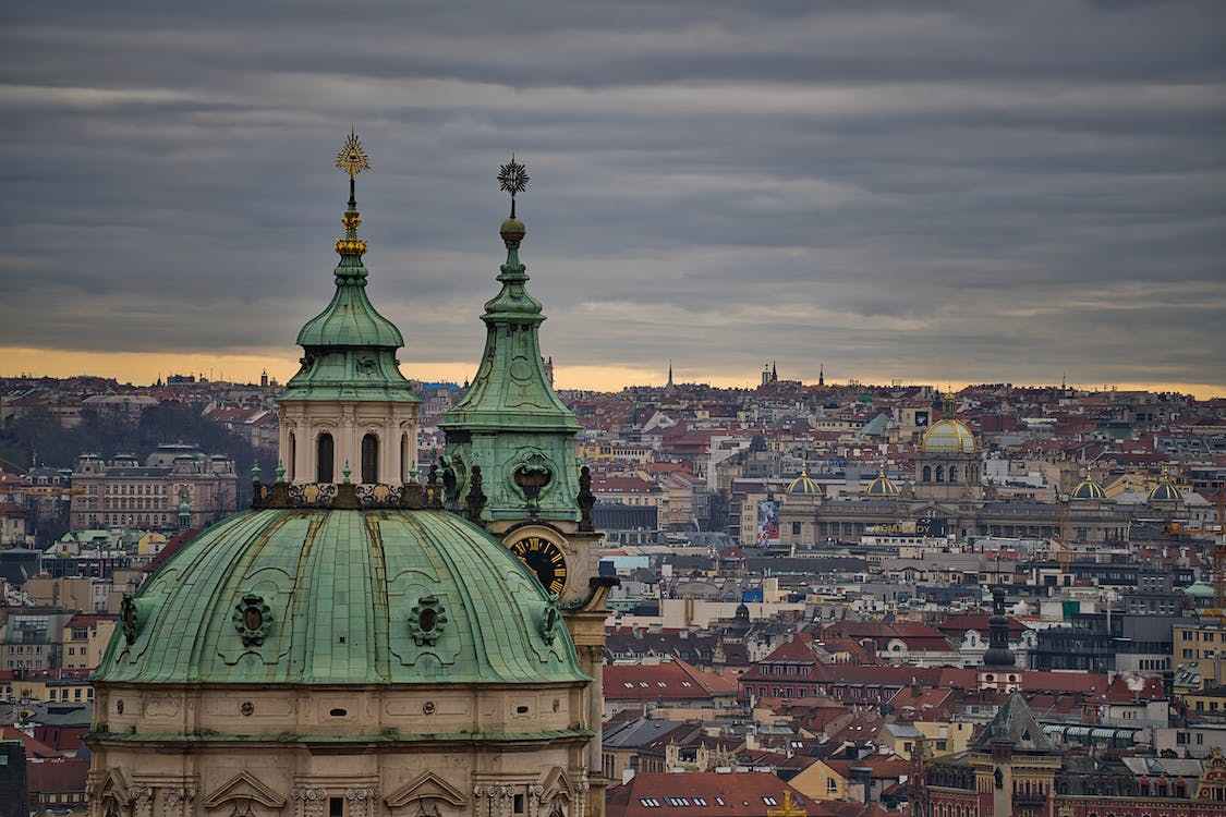 2年时间,大专生变硕士,菲律宾女子大学让你实现梦想