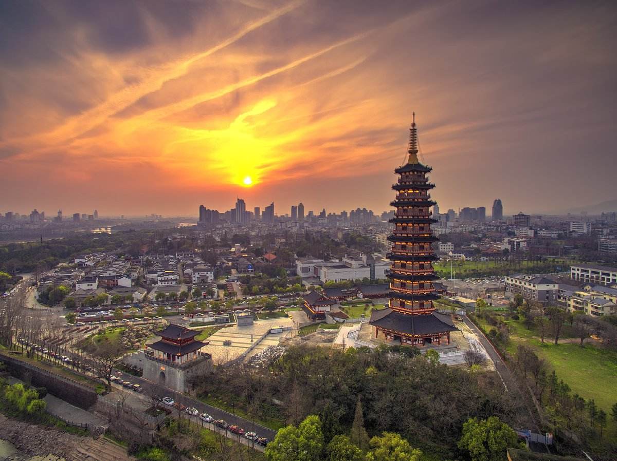 浙江有一座历史悠久的"古塔",是一座城市地标建筑,你看过吗?