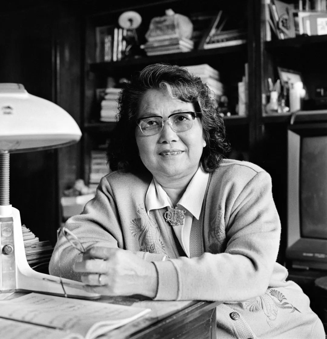 "我爱你中国"首唱:著名女高音歌唱家叶佩英老师逝世,享年86岁