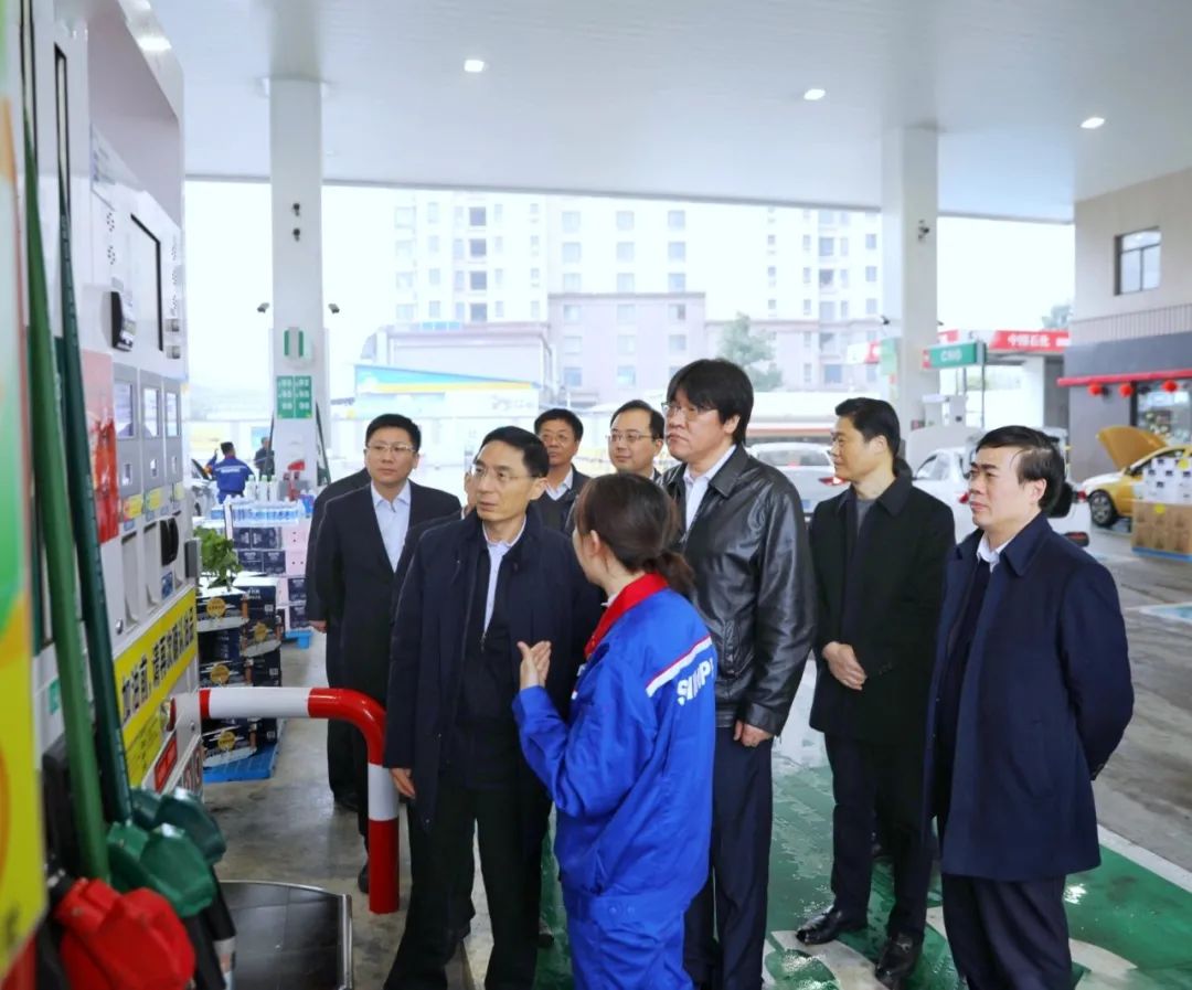 股份公司副总裁赵日峰到蔚来汽车调研