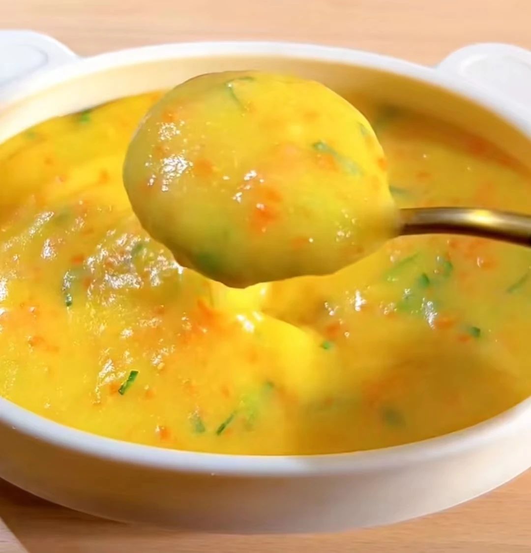 今日分享两款宝宝玉米浓汤的做法,一定要尝试,超级美味