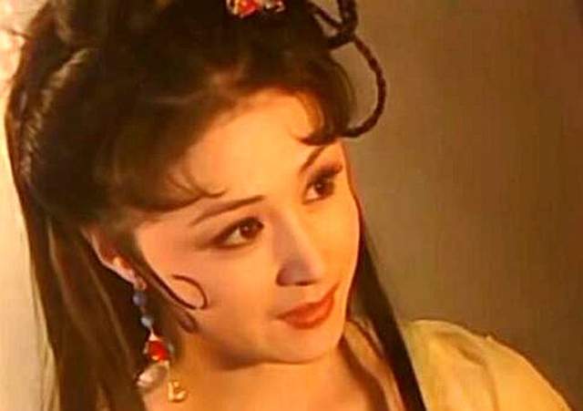 目击者透露:于月仙事故现场惨烈,骆驼内脏横飞!