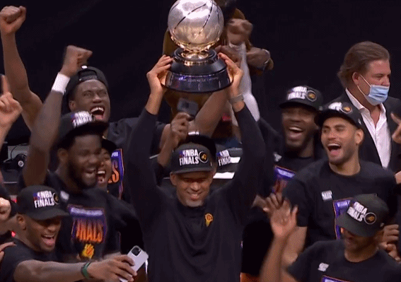 太阳捧起西部冠军