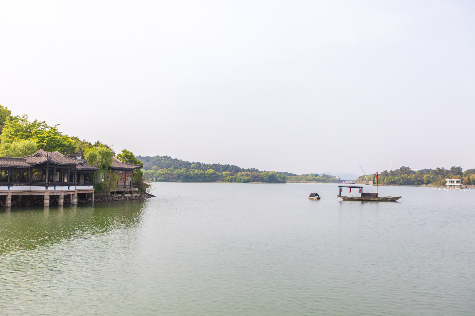 溧阳曾经的一座水库,如今变成了旅游胜地,山水绝佳的诗意江南
