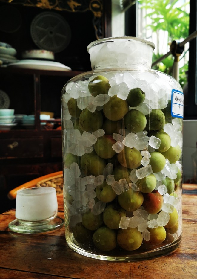 冰糖腌青梅,简单美味的小食制作