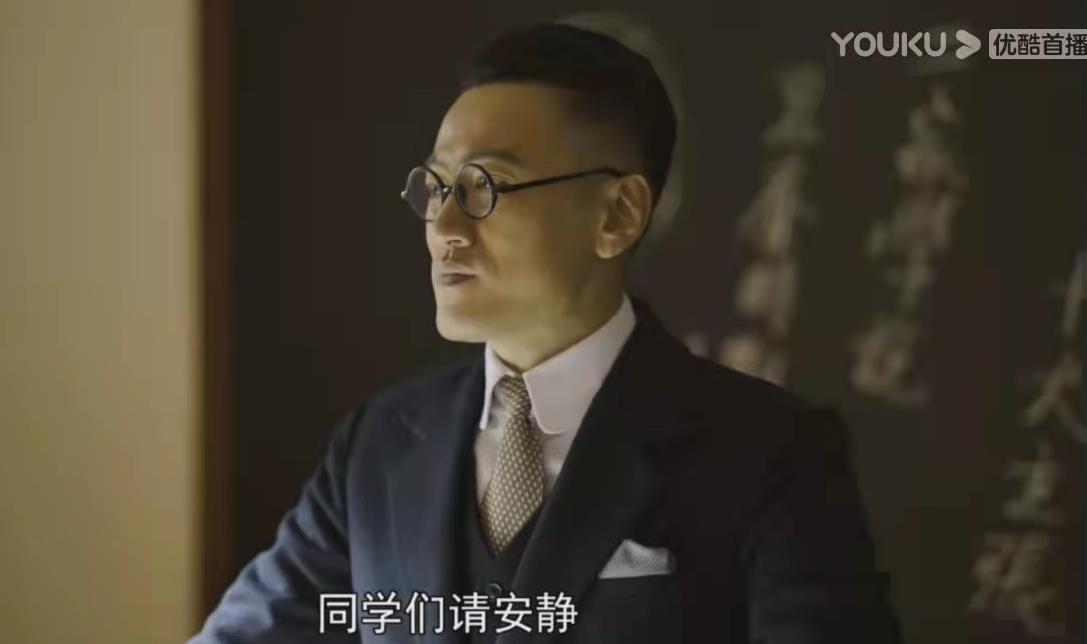 《觉醒年代》陈独秀驳胡适:个人和国家的命运是分不开的!