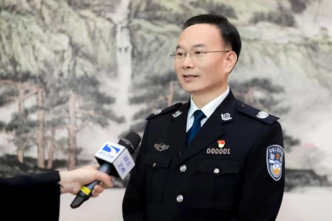 【向人民报告】弘扬伟大抗疫精神,巩固来之不易的防控成果