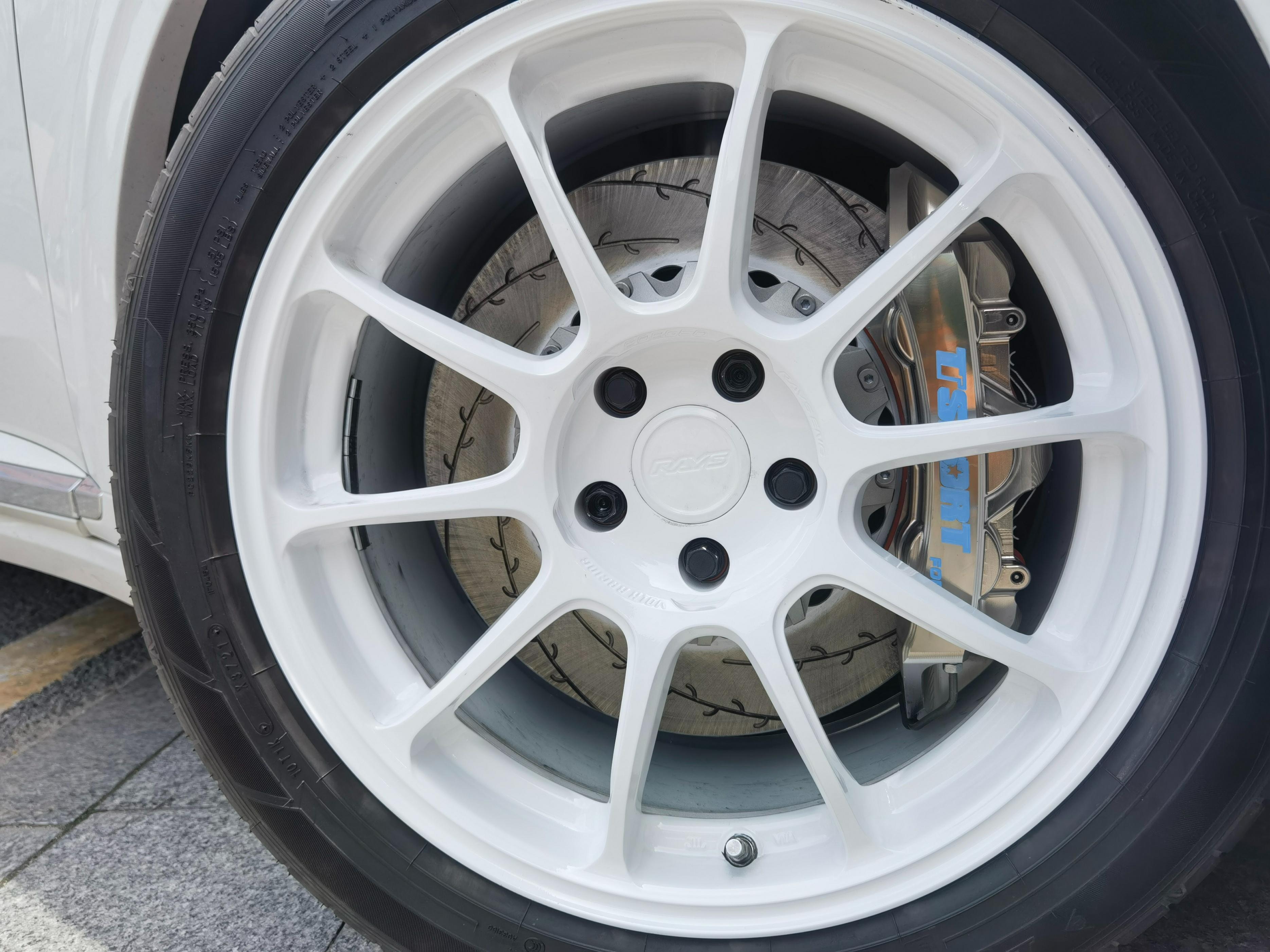 大众cc猎装版制动升级ttsport进化系列一体锻造卡钳