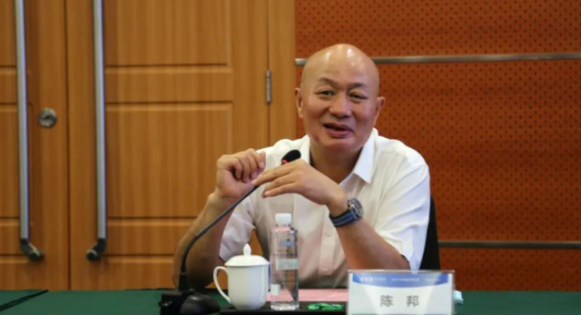 长沙首富陈邦身价1700亿,超周群飞886亿,手握全球第一眼科医院