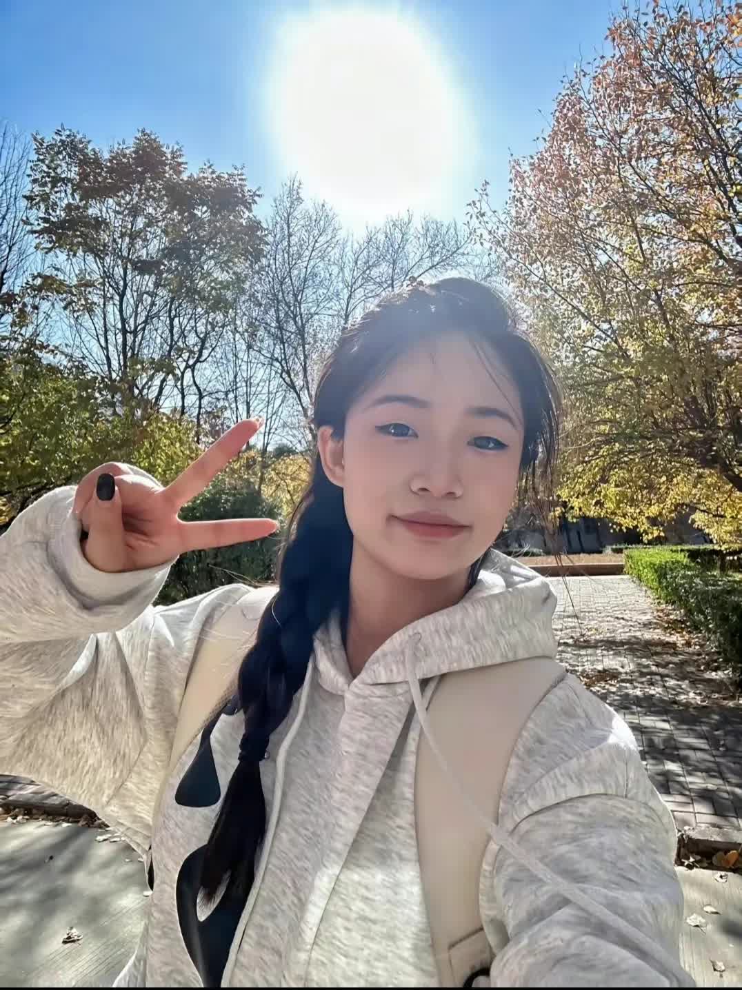 佳木斯大学贺晶事件,有无遭遇校园霸凌?期待校方给个说法