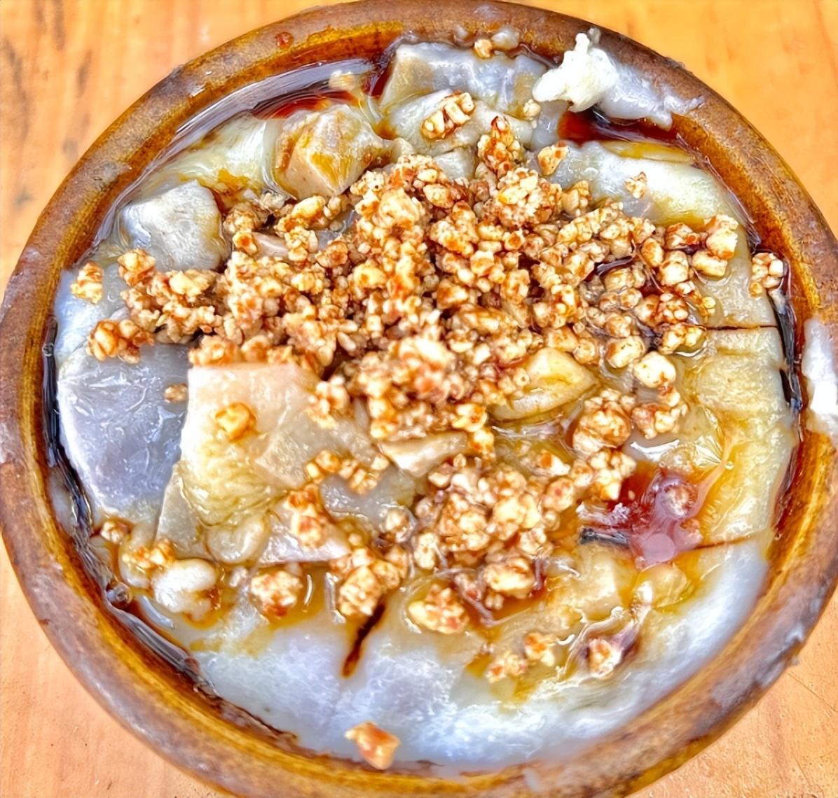 钵仔玛是阳江阳春市的特色小吃,也叫"钵仔糕"