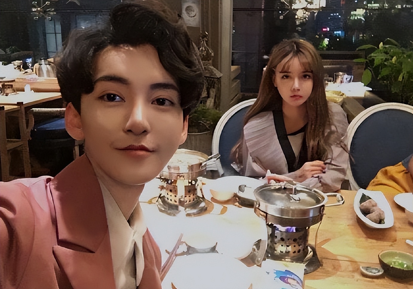 韩安冉前男友李由承认变性,声称会要小孩,前提是要有完整的家庭