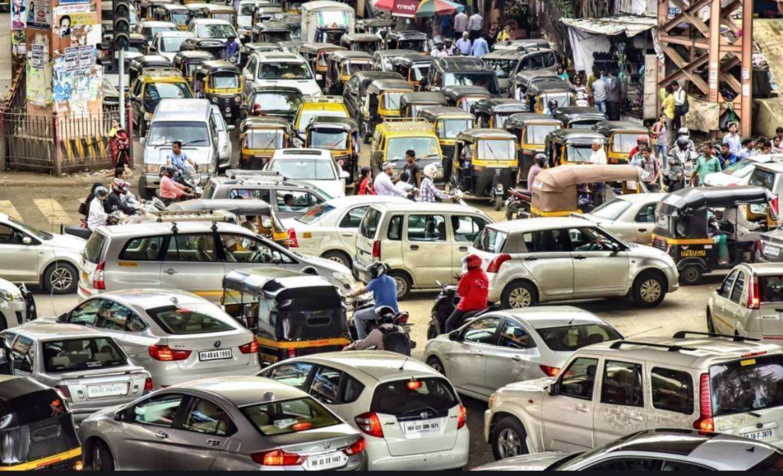 全年因交通事故死亡13万人!印度提议:新车出厂强制配备6个气囊