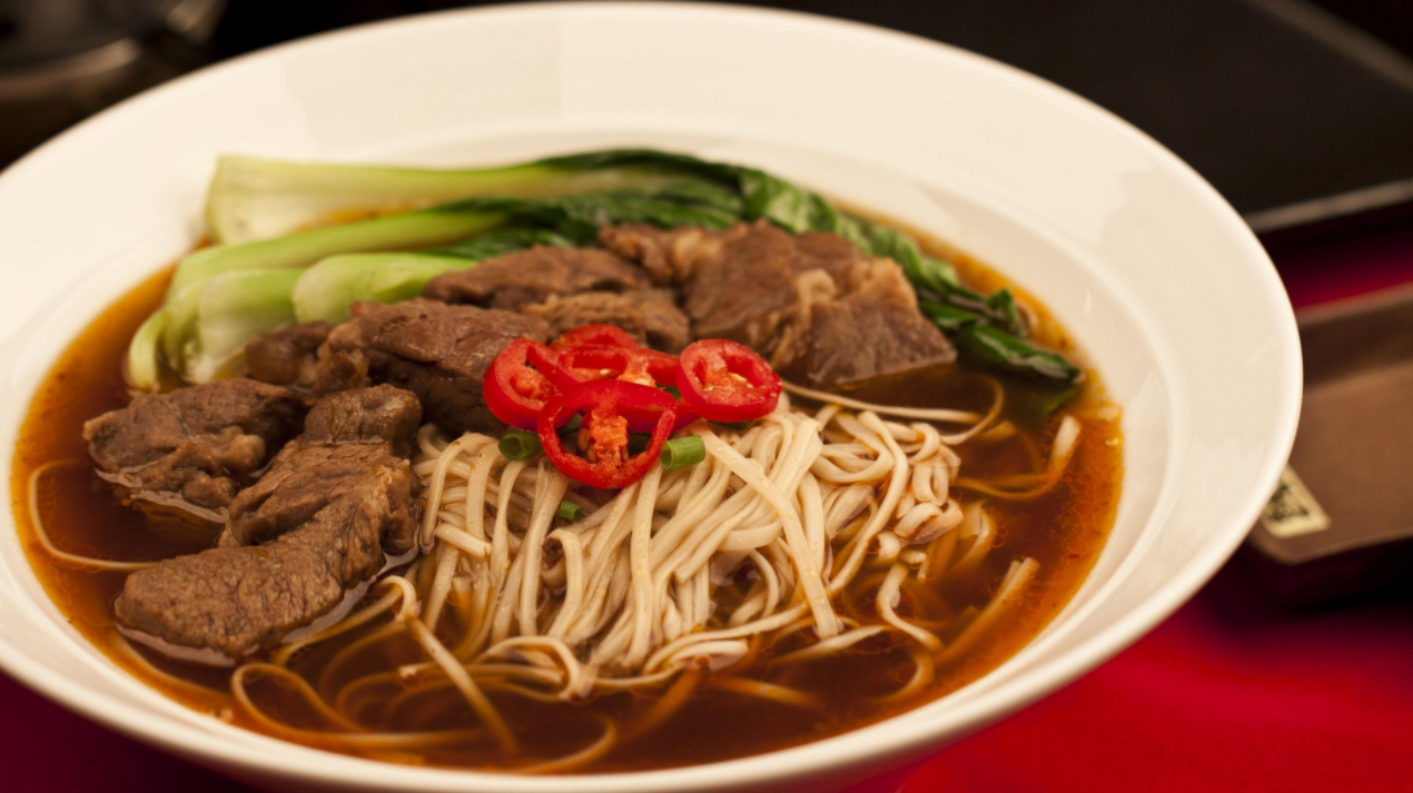 陕西一碗牛肉面引发血案,妙龄少女被剁成馅,食客吃了却上瘾