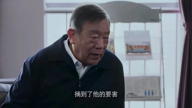 《突围》八大黄金配角,戏份不多,演技精湛,都是老戏骨