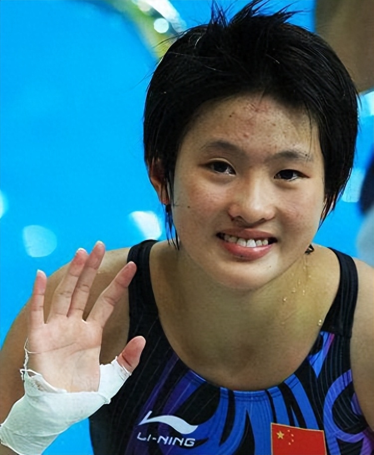 回顾:奥运冠军陈若琳,3岁惨遭亲生父母抛弃,曾拿下22个世界冠军