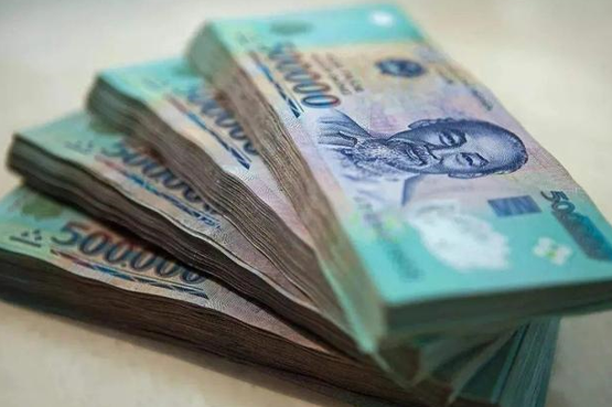 1万人民币可兑换3419万越南盾,这些钱可以在越南游玩多长时间?