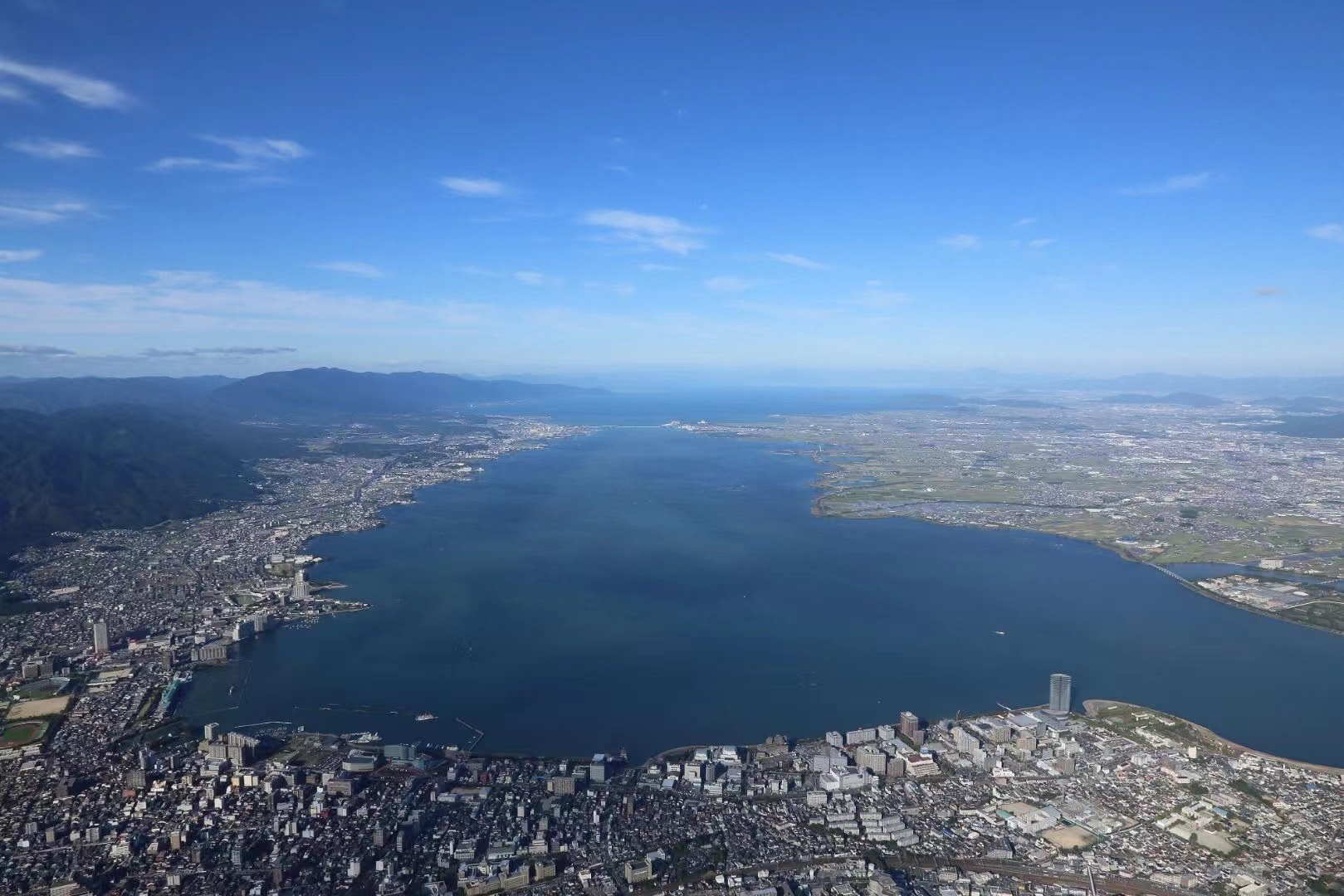 入侵黑鲈长到10公斤!日本"狠治"琵琶湖,治水42年难除隐患?