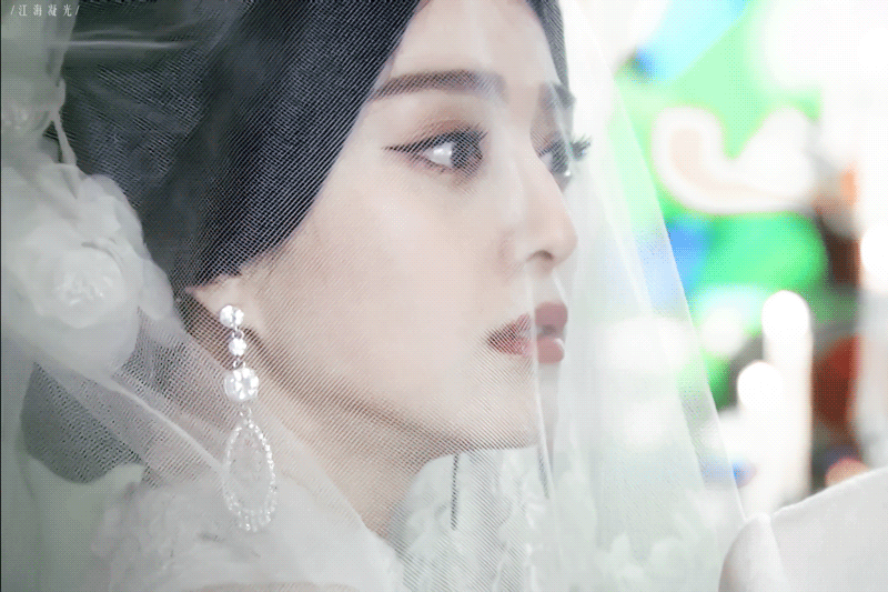 穿上婚纱的范冰冰,太惊艳了!她终结了绝色这个词!