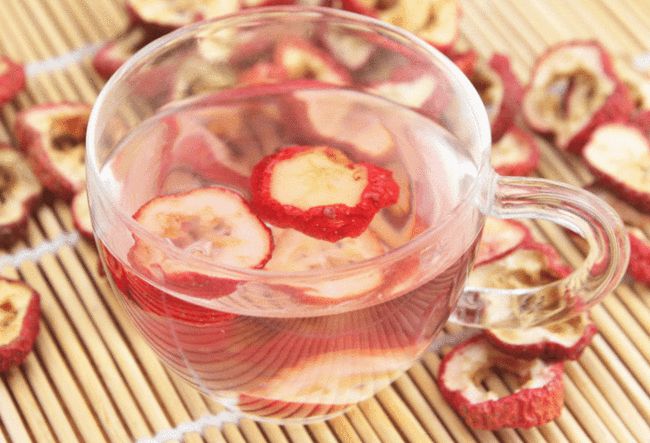 山楂泡水不能随便喝?记住"4禁忌,4搭配",或对身体好