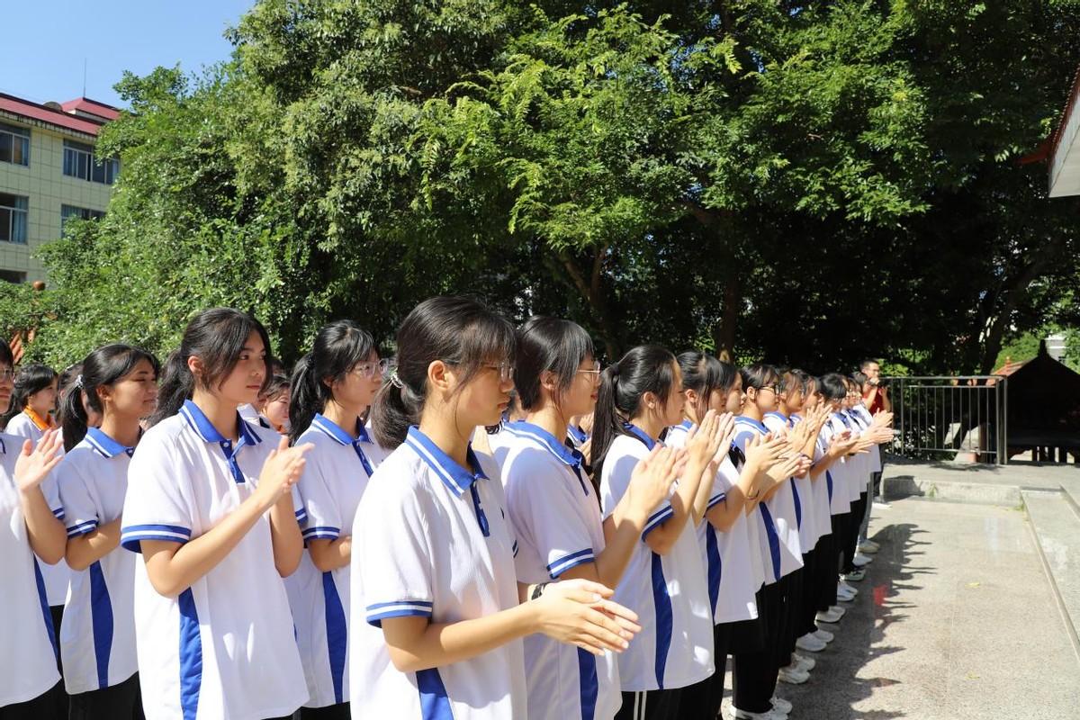 书香罗高罗城高级中学阅读体验中心正式开业