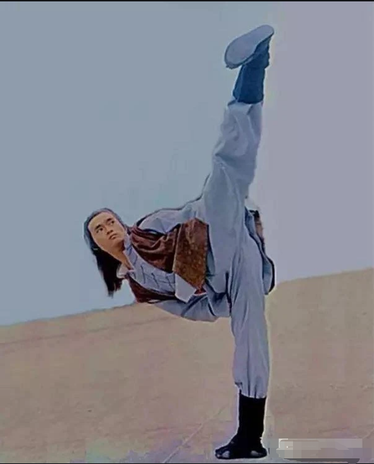 传奇的"香港四大腿王":黄正利排第一,刘忠良和师父齐名