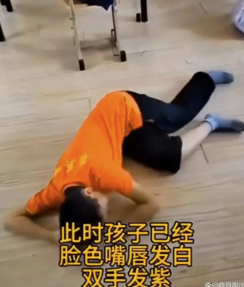 青岛惨案!8岁男孩被活活打死,教练拿来摆拍,撕开多少人遮羞布