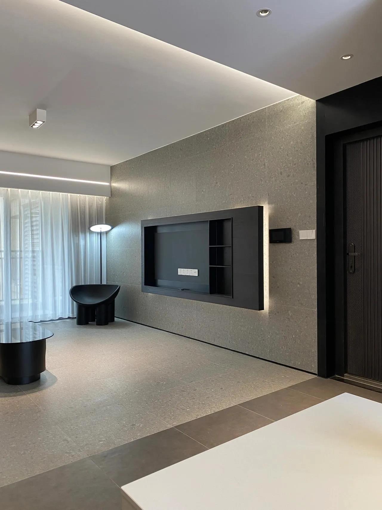 85后男生的第二套房子,高级灰搭配原木色,越看越耐看