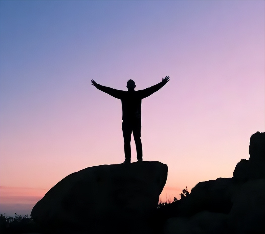 辽宁女孩刘丁宁,放弃港大72万退学复读,后来考了多少分?