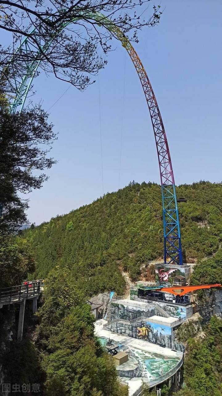重庆云阳龙缸秋千 传说中人在前面飞,魂在后面追的超级大秋千,号称"