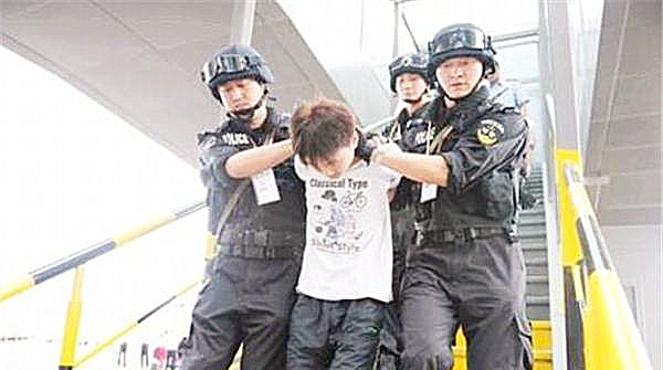 韩利落网记:出狱后更加猖狂,犯下连环杀人案,受害人都是女性