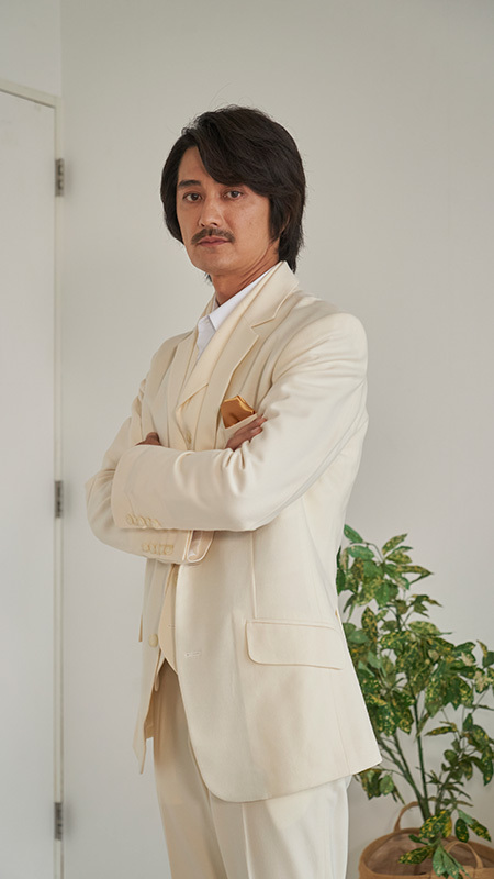 假面骑士01:官方调侃天津垓父亲是黑暗扎基,黑化的原因找到了!