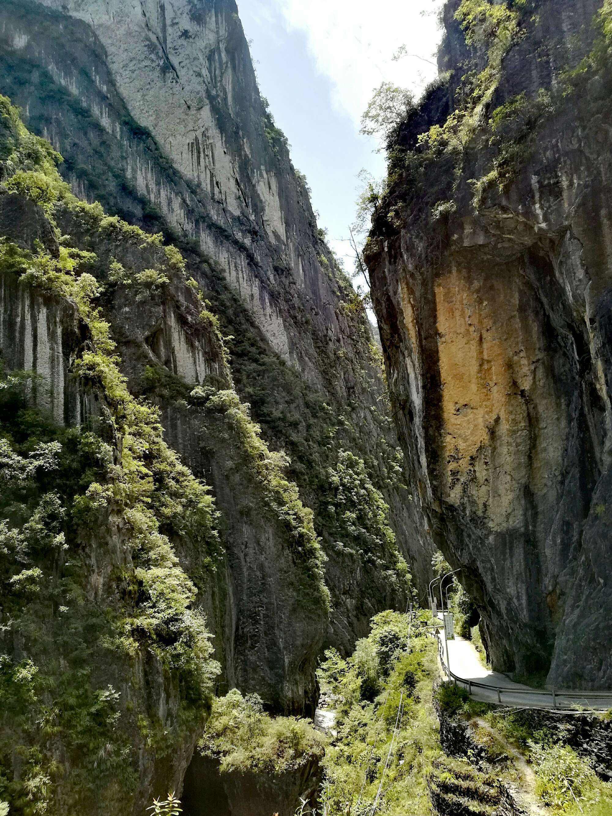 巫溪兰英大峡谷:山水之歌,自然之舞