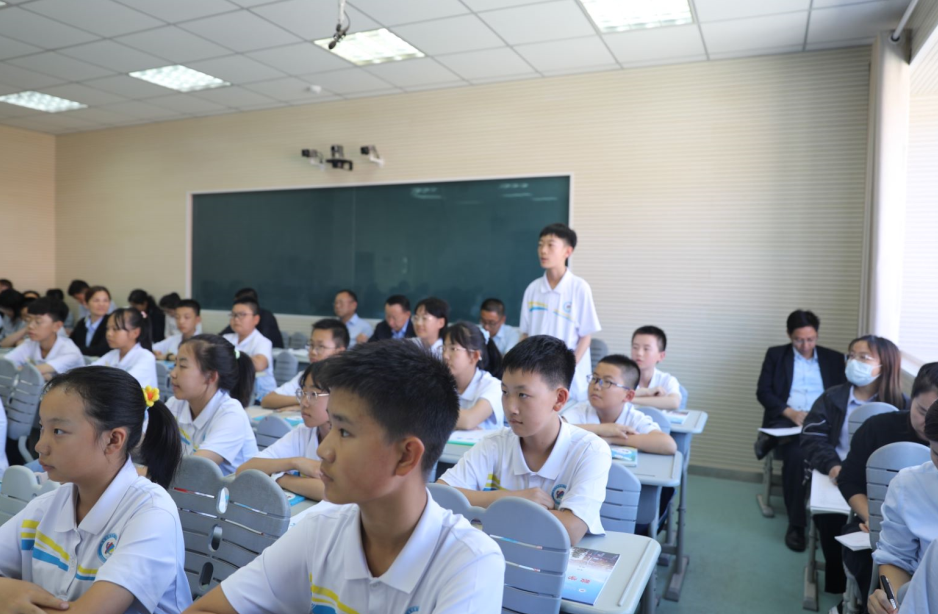 延安新区第一中学名师示范课系列活动