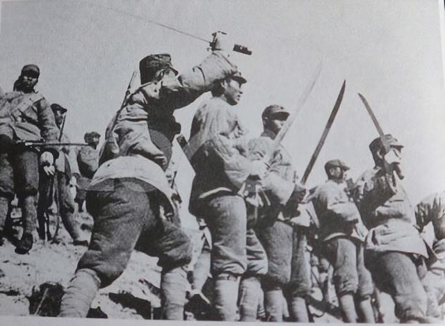 回顾湘西王陈渠珍,一生"妻妾"无数,却最爱19岁去世的藏女?