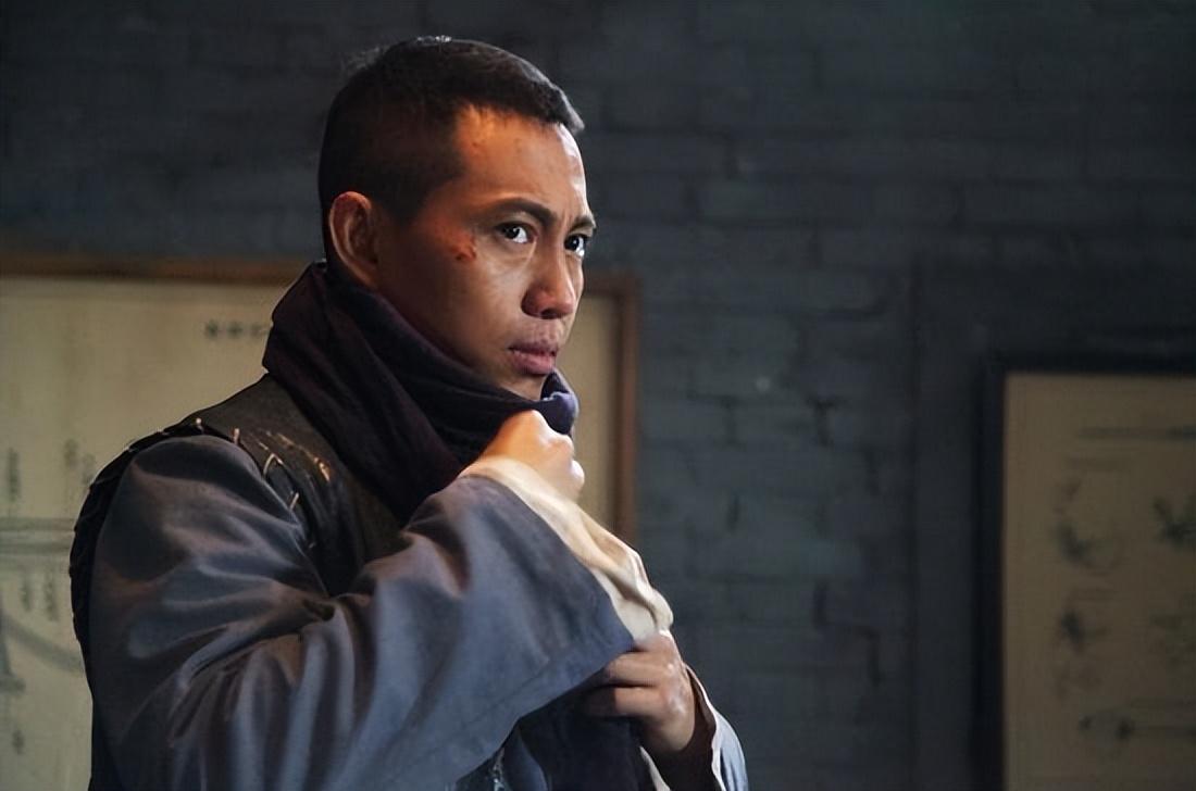 谷智鑫:34岁拍戏坠马瘫痪,女友照顾他8年,未办婚礼成遗憾