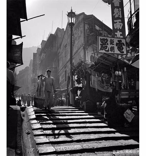 解放初期,四川天府之国成都与海峡对岸香港能够比肩吗?