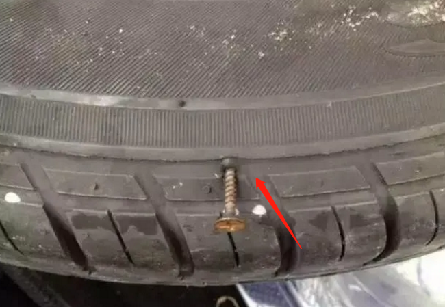 小伙发明"防扎胎神器",网友竖起大拇指:回家就去造一个