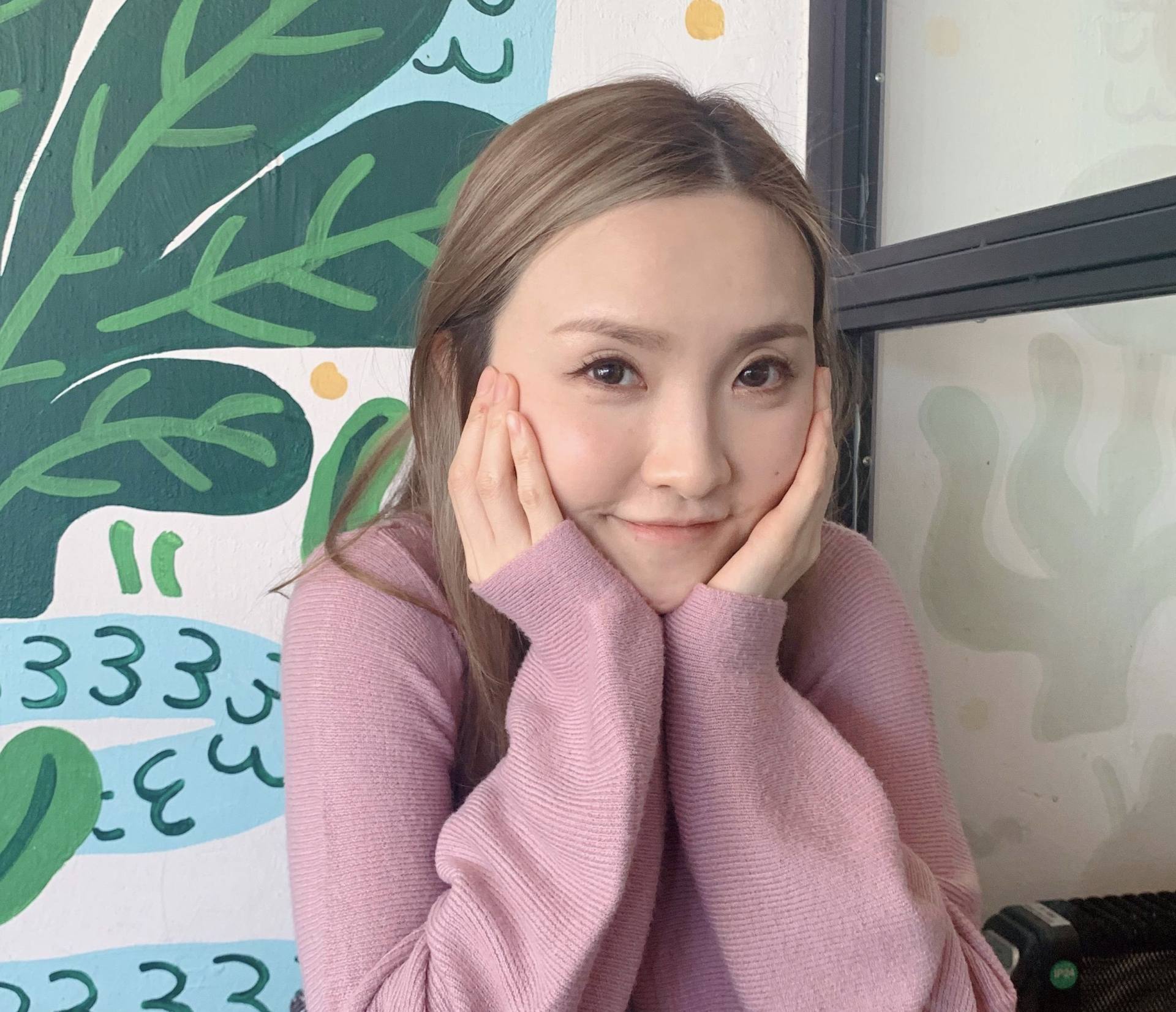 公开认爱!香港歌手林欣彤迎来新恋情,与男友同居时不幸确诊