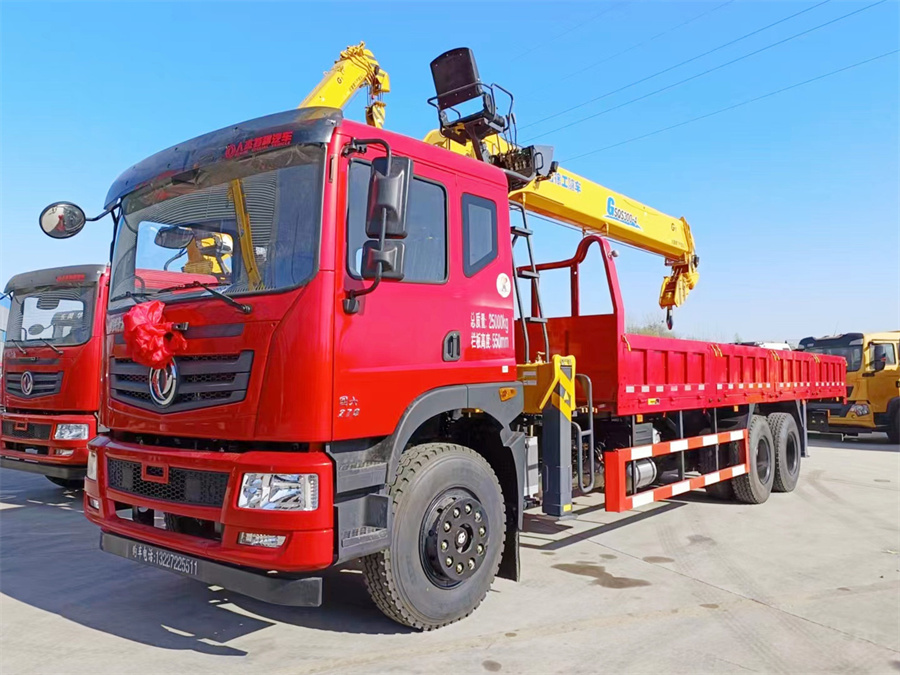 徐工g型12吨随车吊厂家|东风世技卡特 后八轮