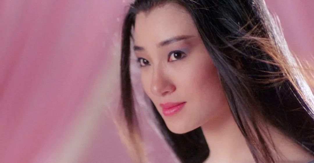 港片两大鬼后王小凤王玉环,能演艳鬼又能演法师,扮鬼捉鬼样样行