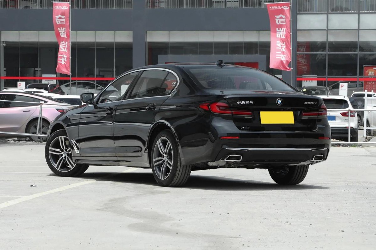 牌面十足的c级车,配四驱,可6.8秒破百,详解宝马530li xdrive