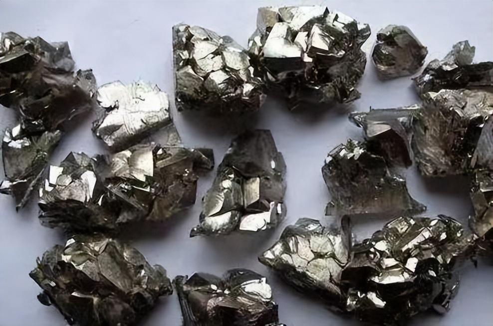 航空发动机金属铼,全球储量2650吨,美国用"铼"反击中国?