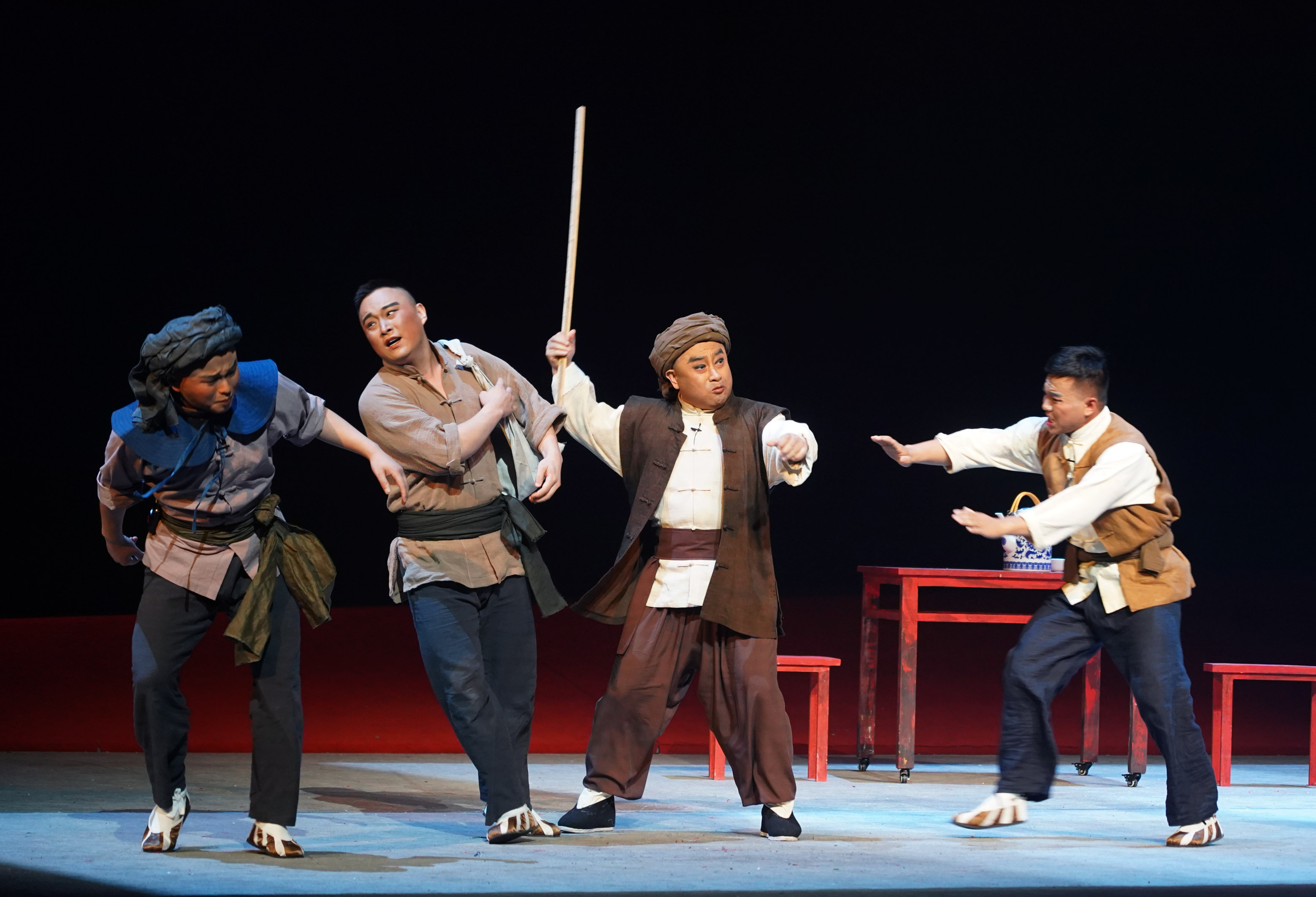 新编原创现代京剧《望红关》首次公演