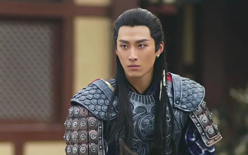 高澄当众殴打辱骂皇帝嚣张跋扈自食恶果死在登基之前