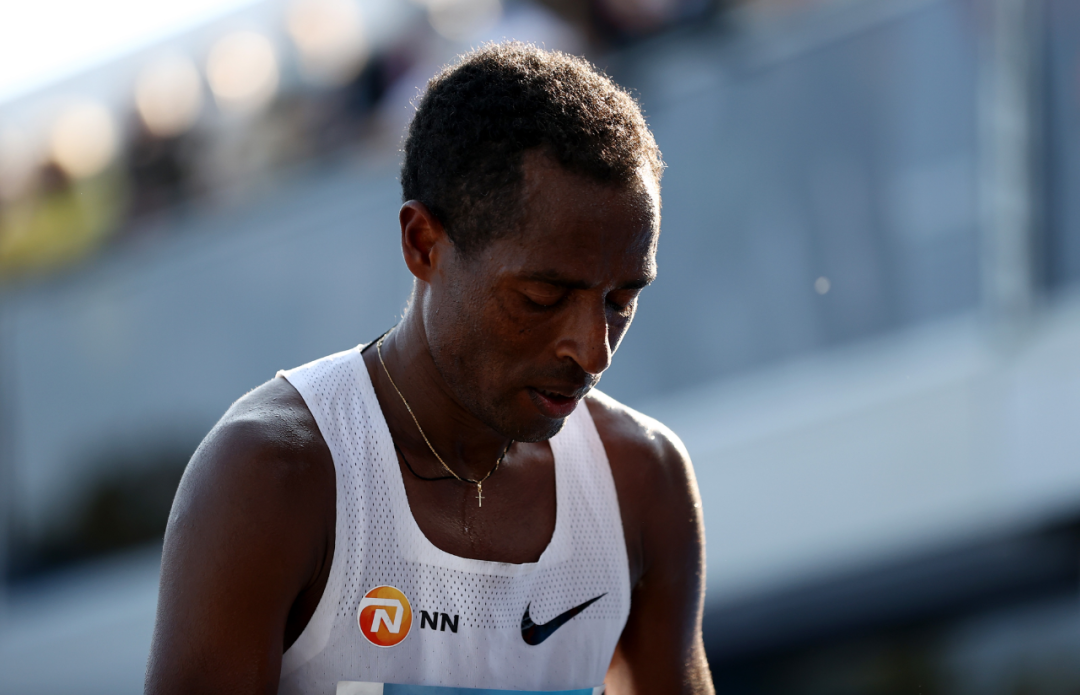 相比基普乔格,贝克勒到底差在了哪?