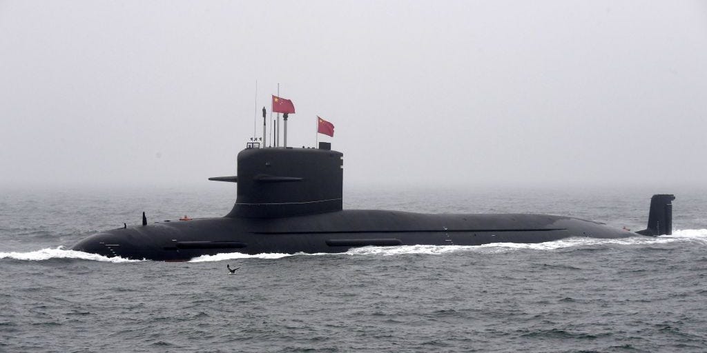 093G型攻击核潜艇图片