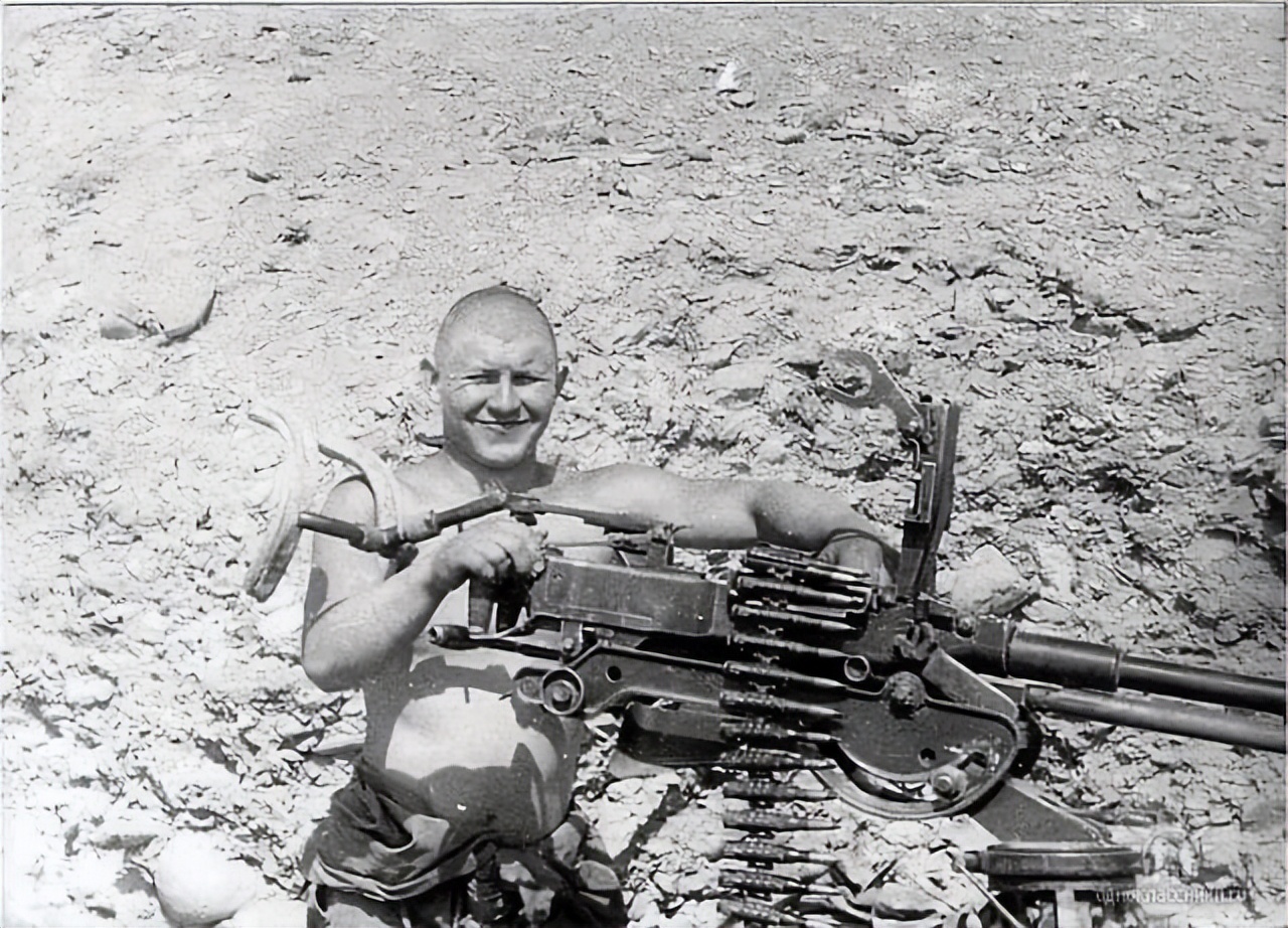 第三世界的百搭武器"德什卡"(dshk)重机枪