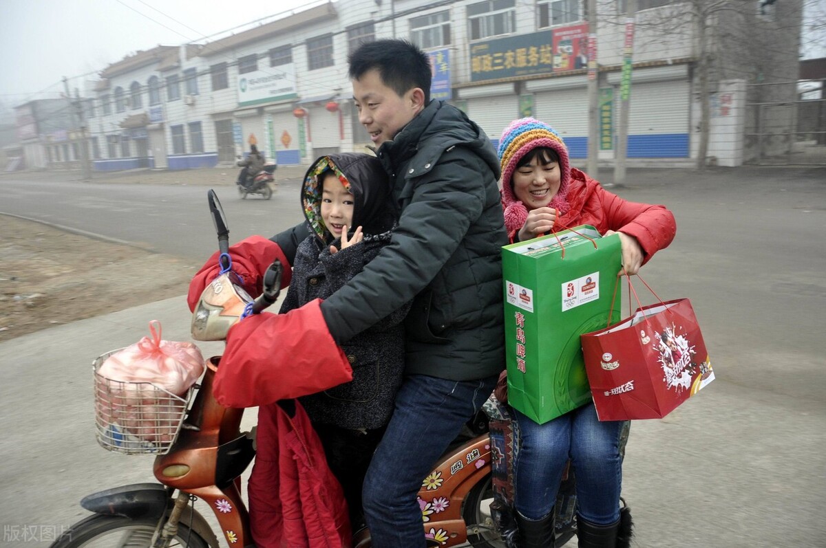 春节期间,走亲访友有忌讳,6种人不能串门,亲友不欢迎犯忌讳